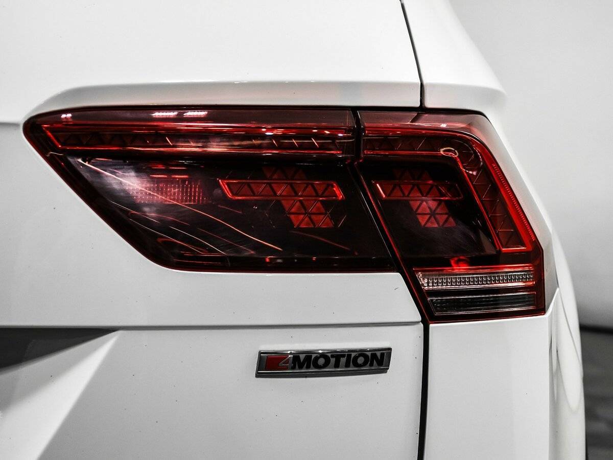 Купить Volkswagen Tiguan с пробегом. Фото: #13