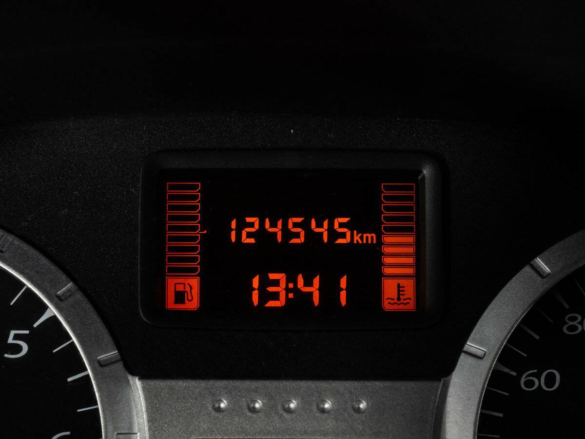 Купить Lada (ВАЗ) Largus с пробегом. Фото: #13