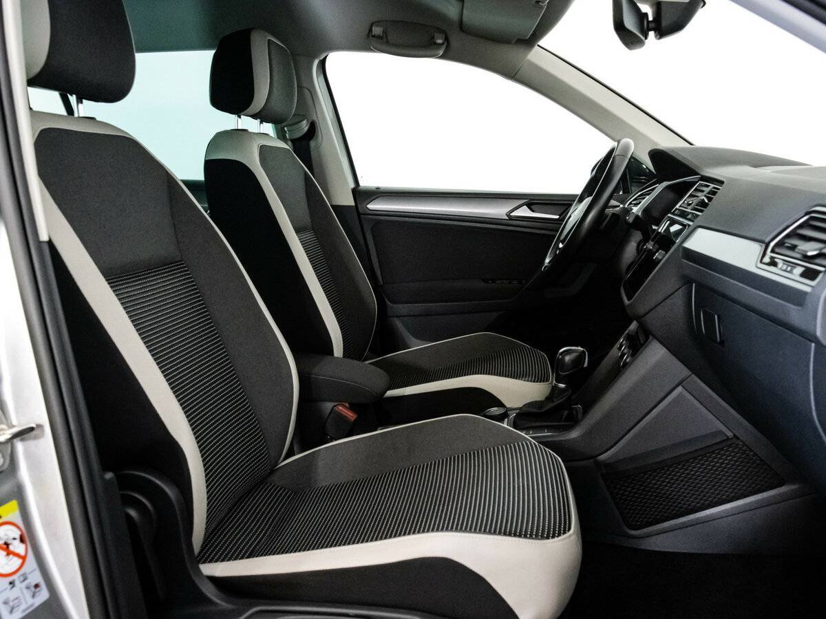 Купить Volkswagen Tiguan с пробегом. Фото: #11