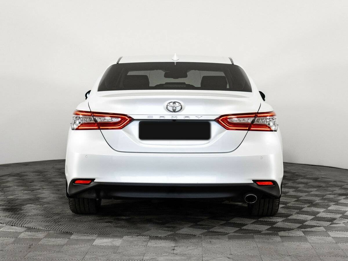 Купить Toyota Camry с пробегом. Фото: #6