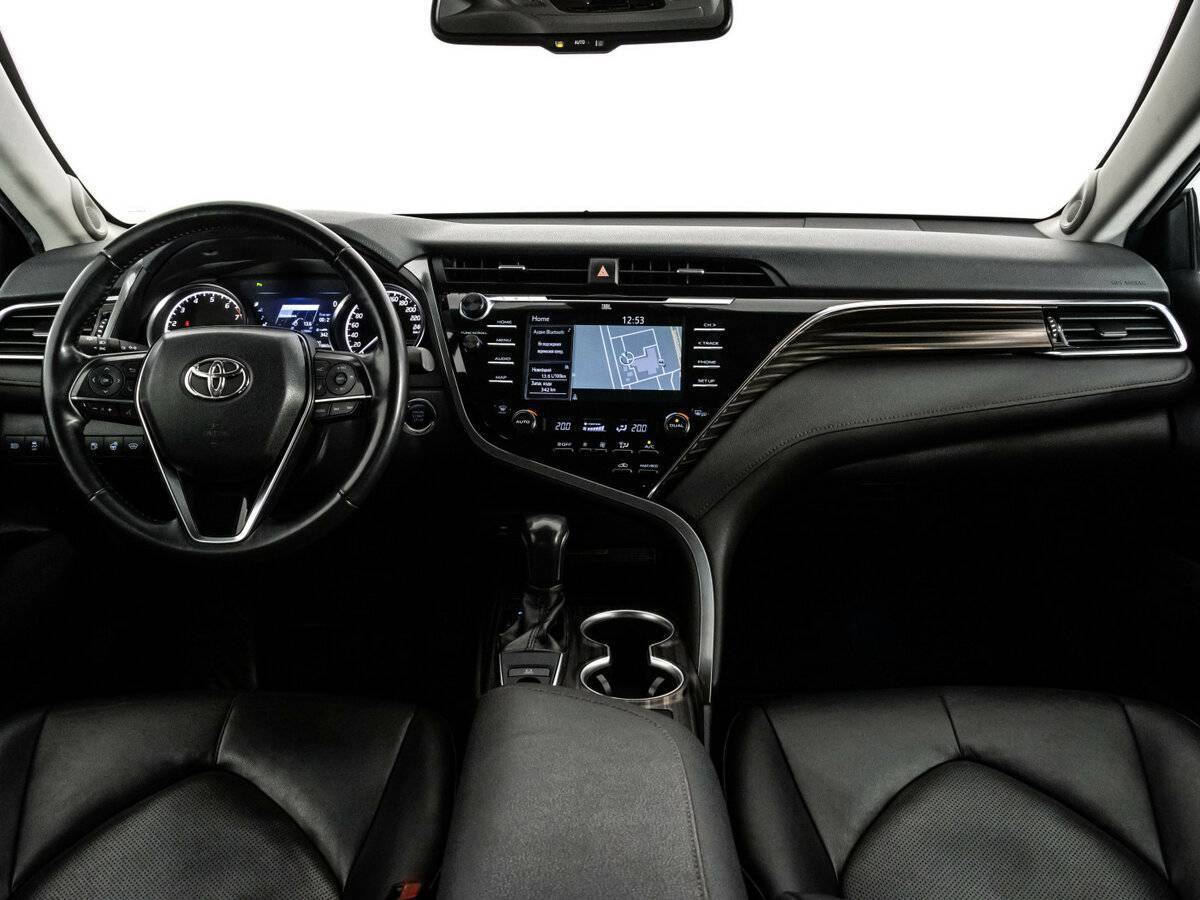 Купить Toyota Camry с пробегом. Фото: #10