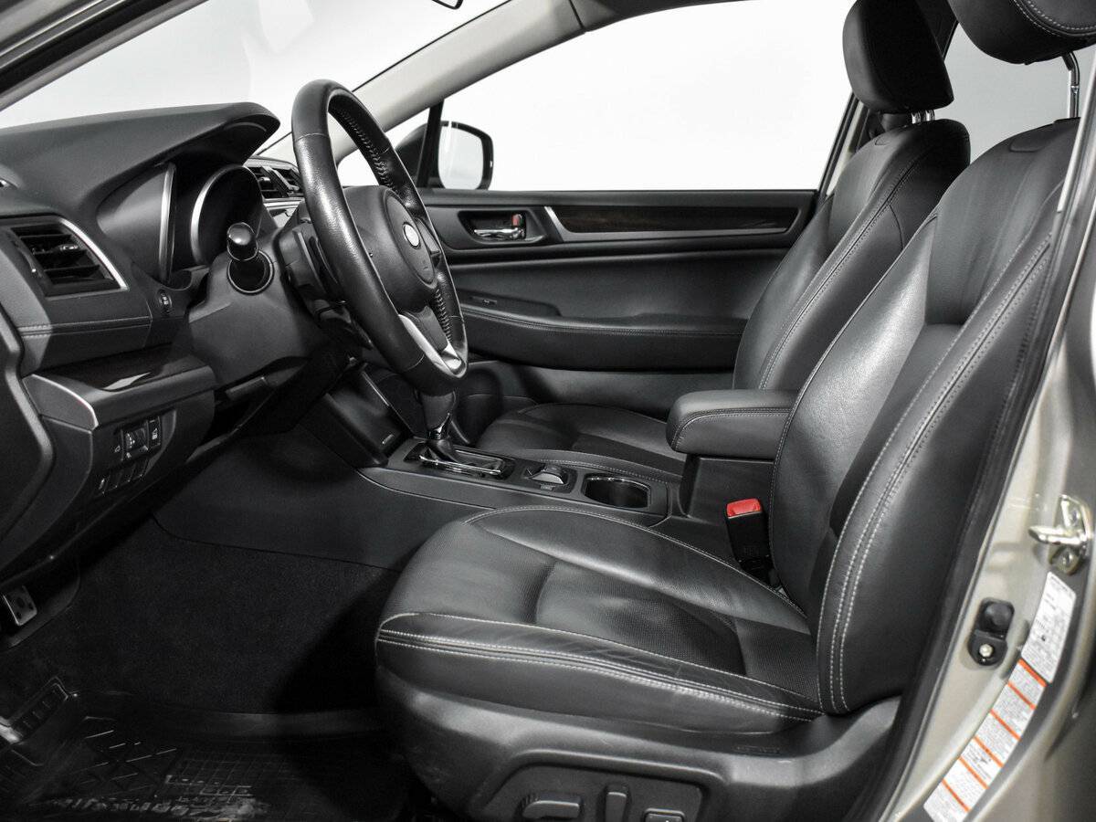 Купить Subaru Outback с пробегом. Фото: #9