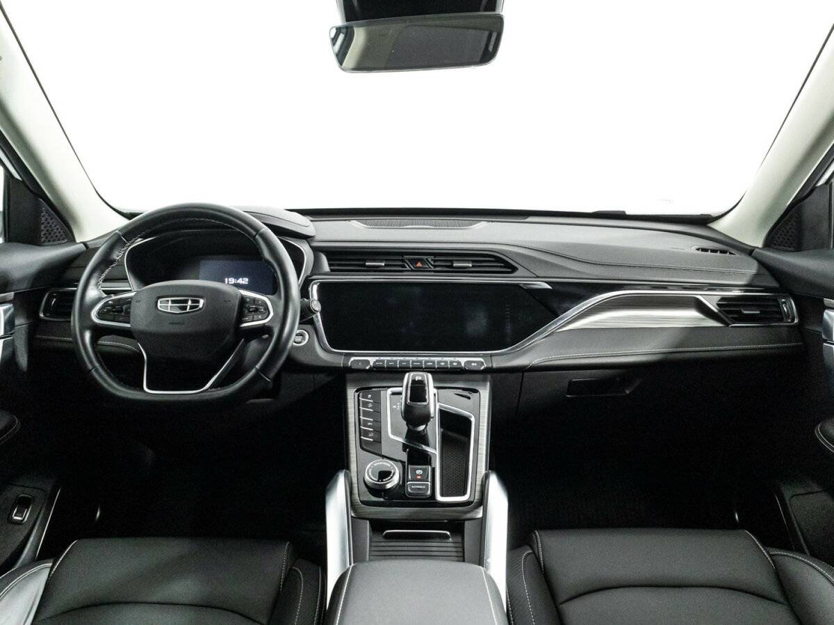 Купить Geely Atlas Pro с пробегом. Фото: #12