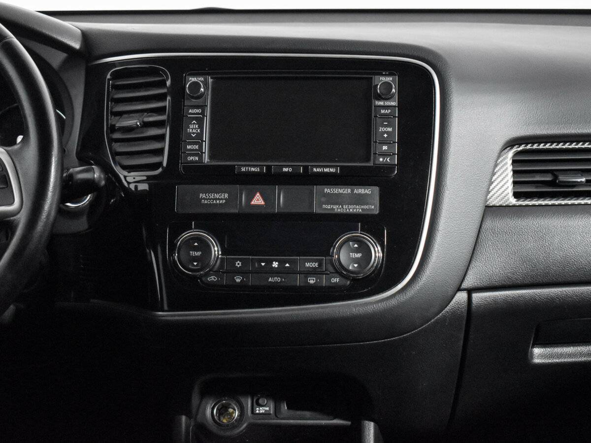 Купить Mitsubishi Outlander с пробегом. Фото: #13