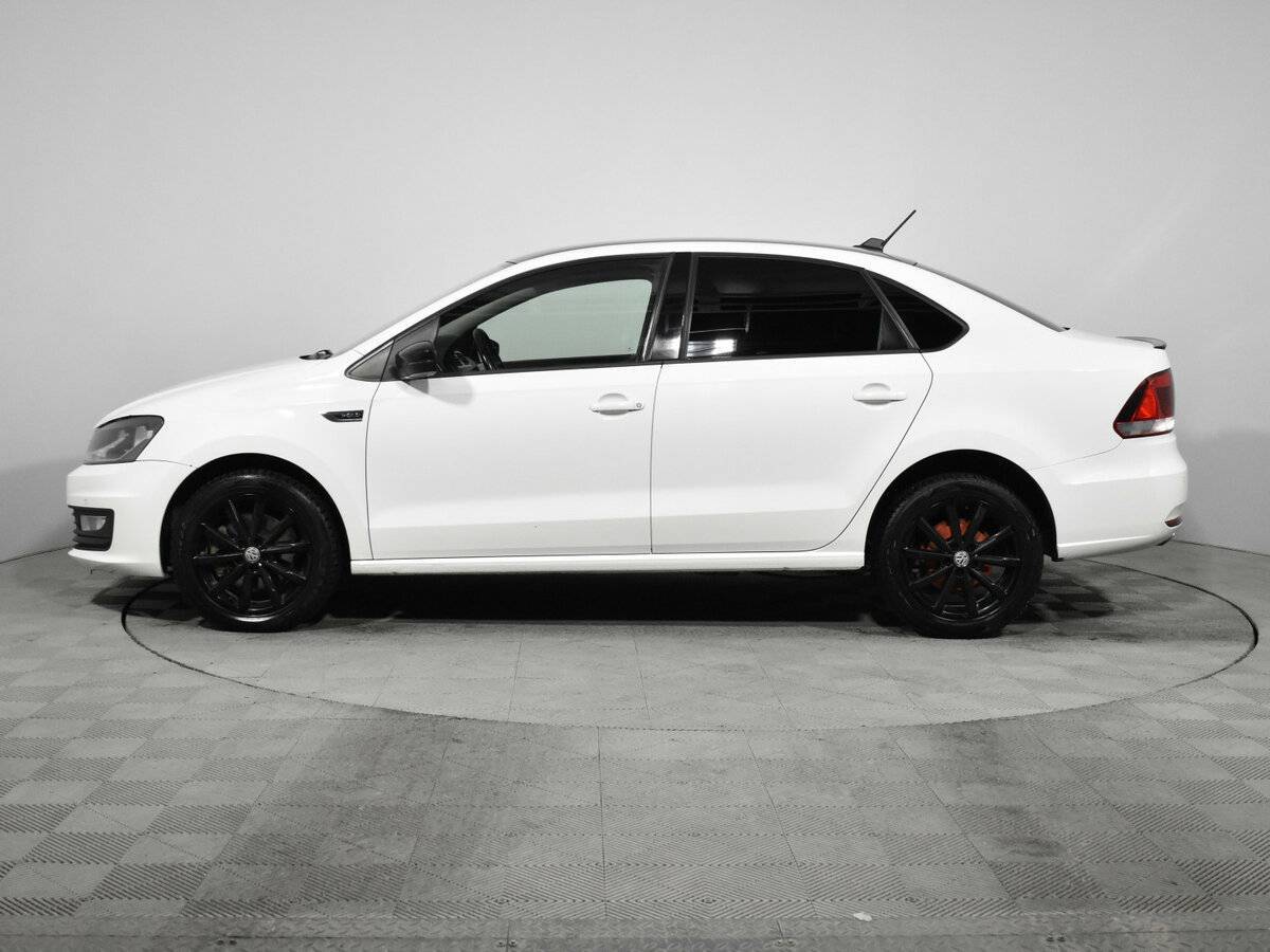 Купить Volkswagen Polo с пробегом. Фото: #3