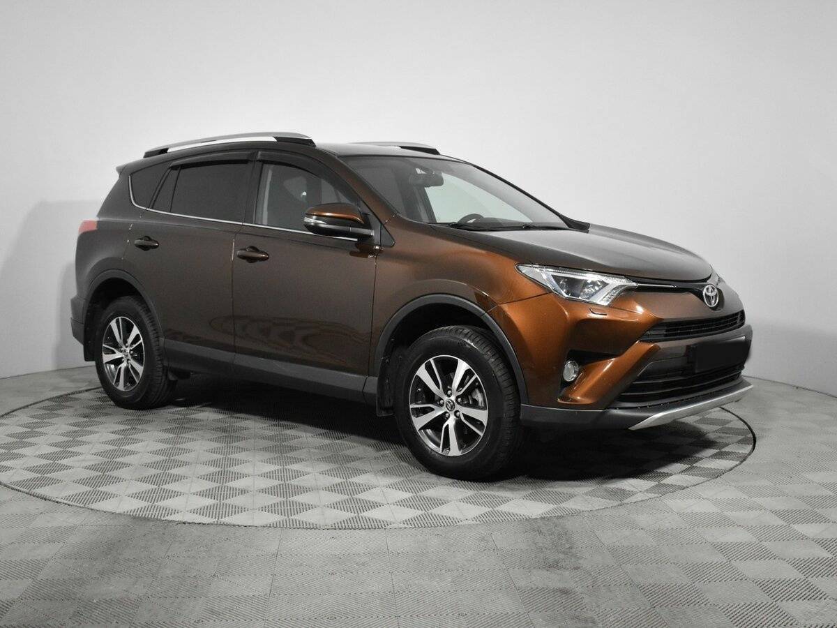 Купить Toyota RAV4 с пробегом. Фото: #2