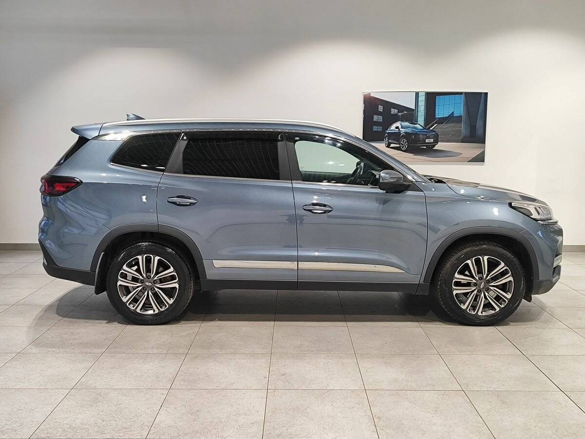 Купить Chery Tiggo 8 с пробегом. Фото: #3
