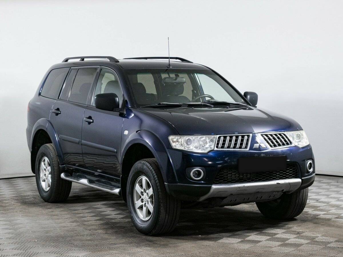 Купить Mitsubishi Pajero Sport с пробегом. Фото: #2
