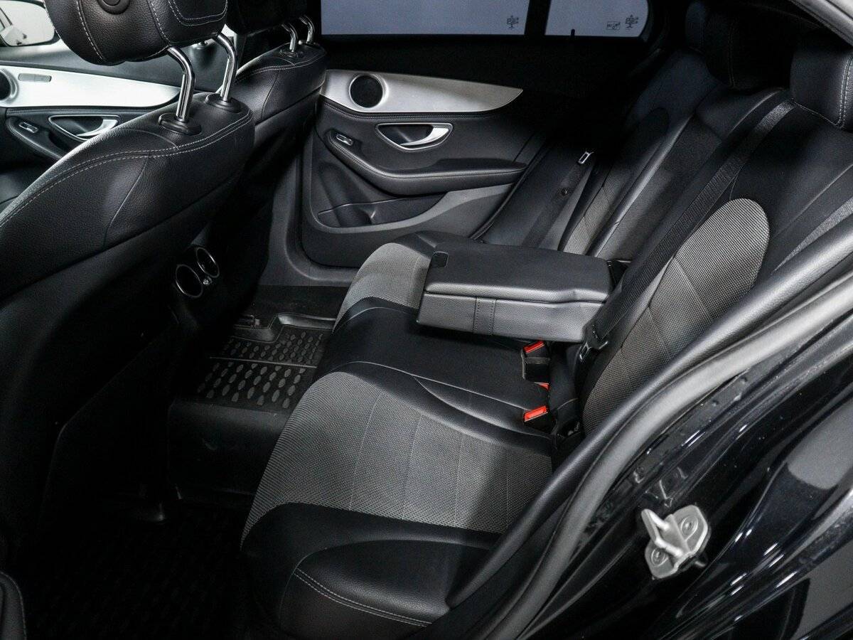 Купить Mercedes-Benz C-Класс с пробегом. Фото: #9