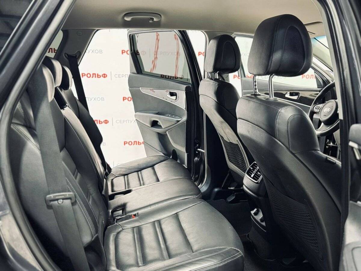 Купить Kia Sorento с пробегом. Фото: #15