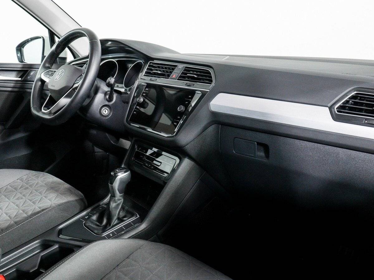 Купить Volkswagen Tiguan с пробегом. Фото: #8