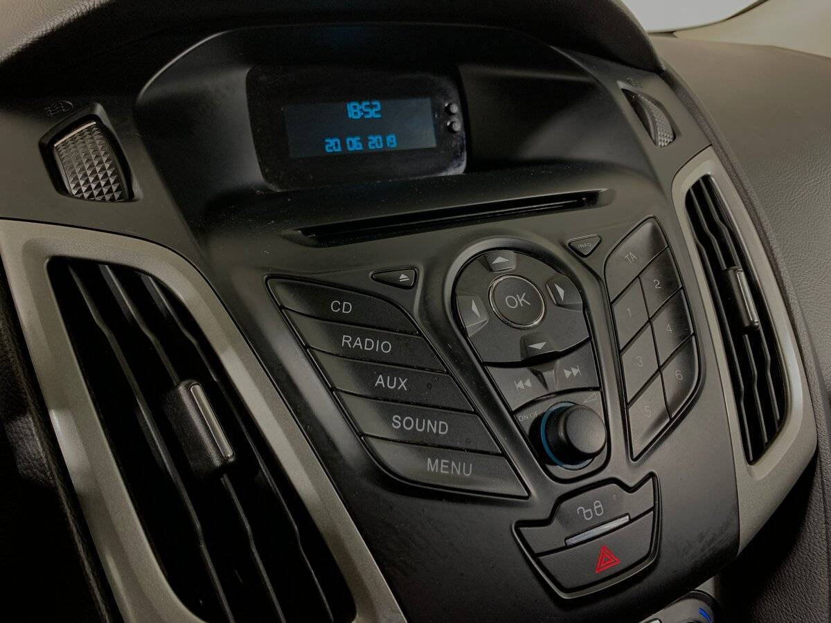 Купить Ford Focus с пробегом. Фото: #14