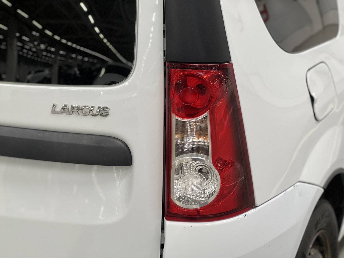 Купить Lada (ВАЗ) Largus с пробегом. Фото: #8