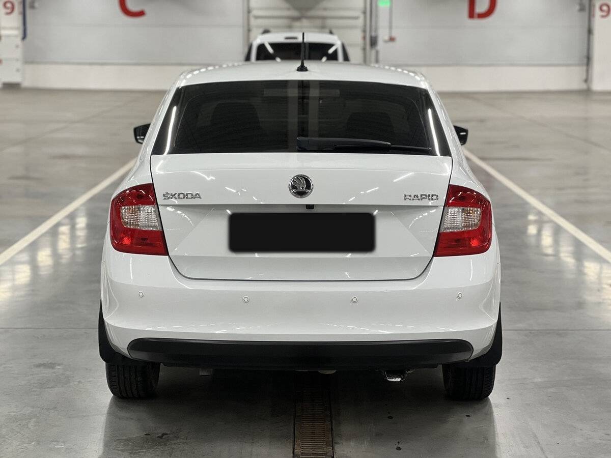 Купить Skoda Rapid с пробегом. Фото: #5