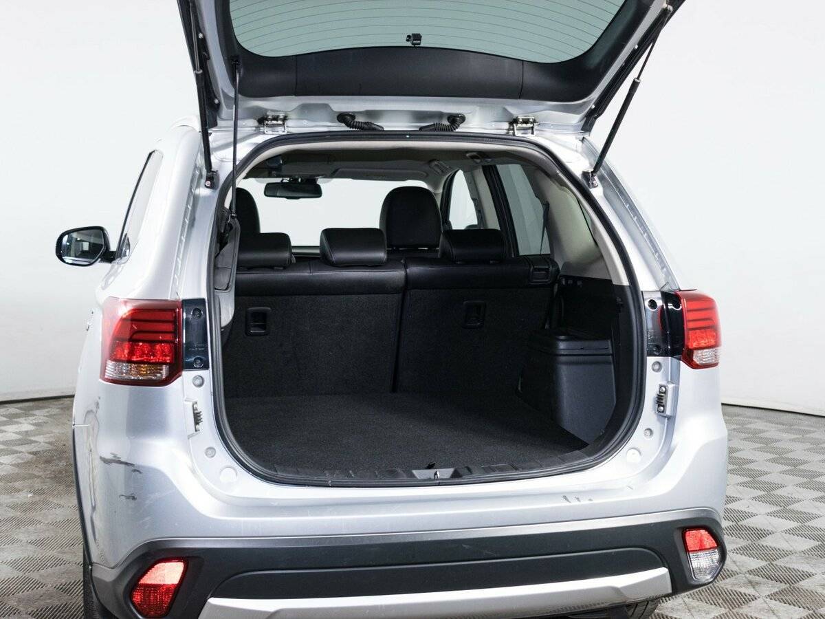 Купить Mitsubishi Outlander с пробегом. Фото: #6