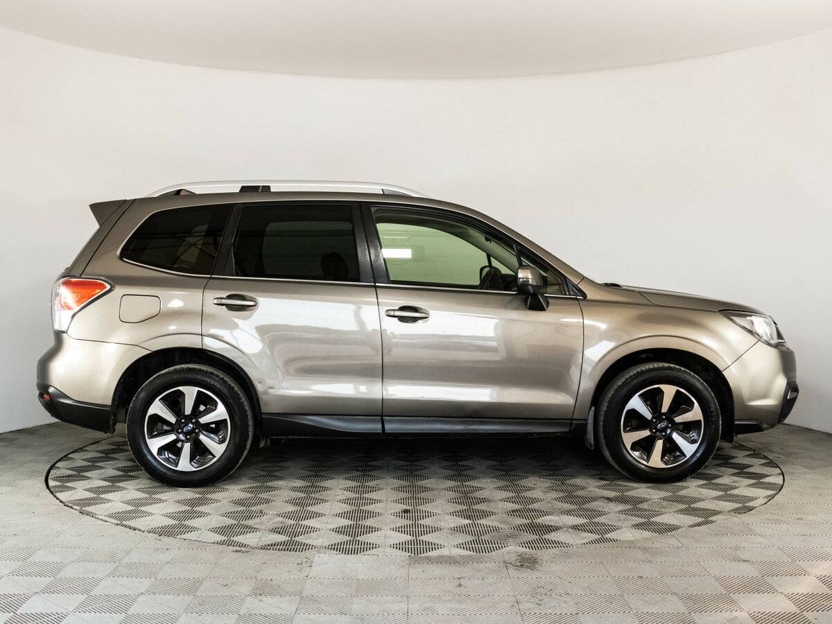 Купить Subaru Forester с пробегом. Фото: #3