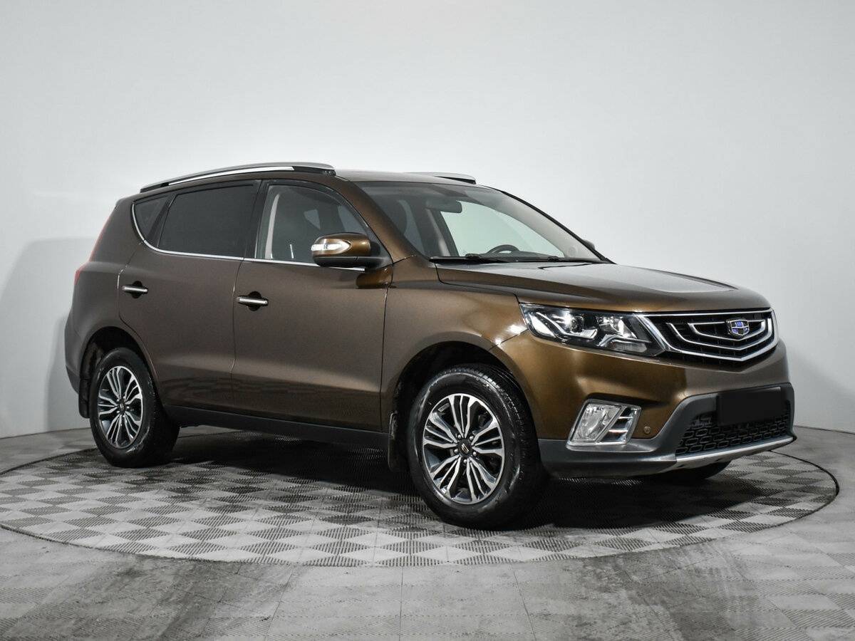 Купить Geely Emgrand X7 с пробегом. Фото: #2