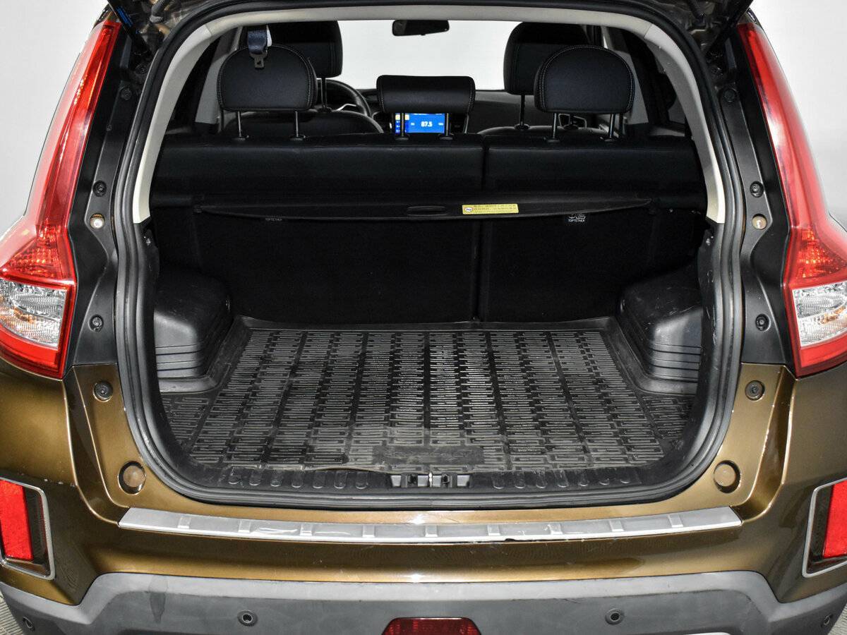 Купить Geely Emgrand X7 с пробегом. Фото: #21