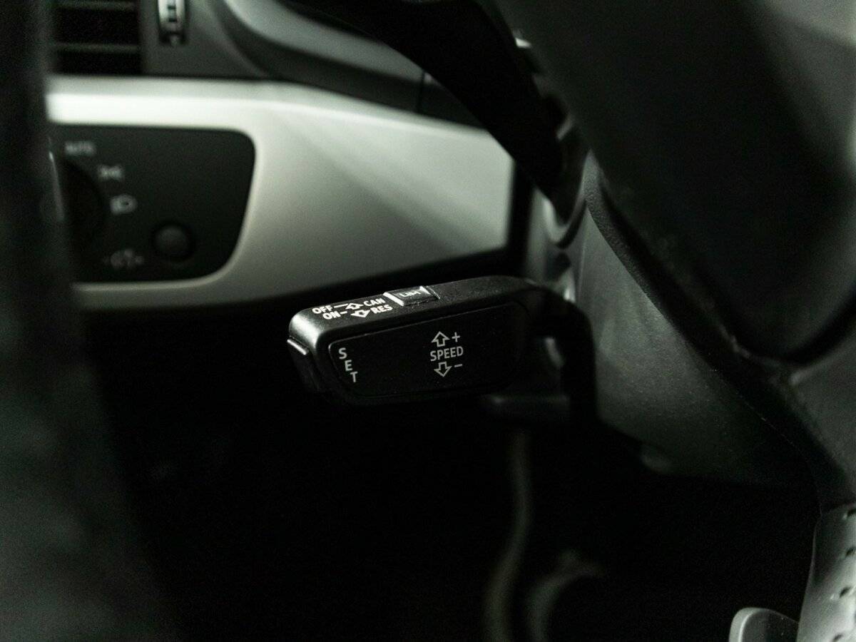 Купить Audi A4 с пробегом. Фото: #21