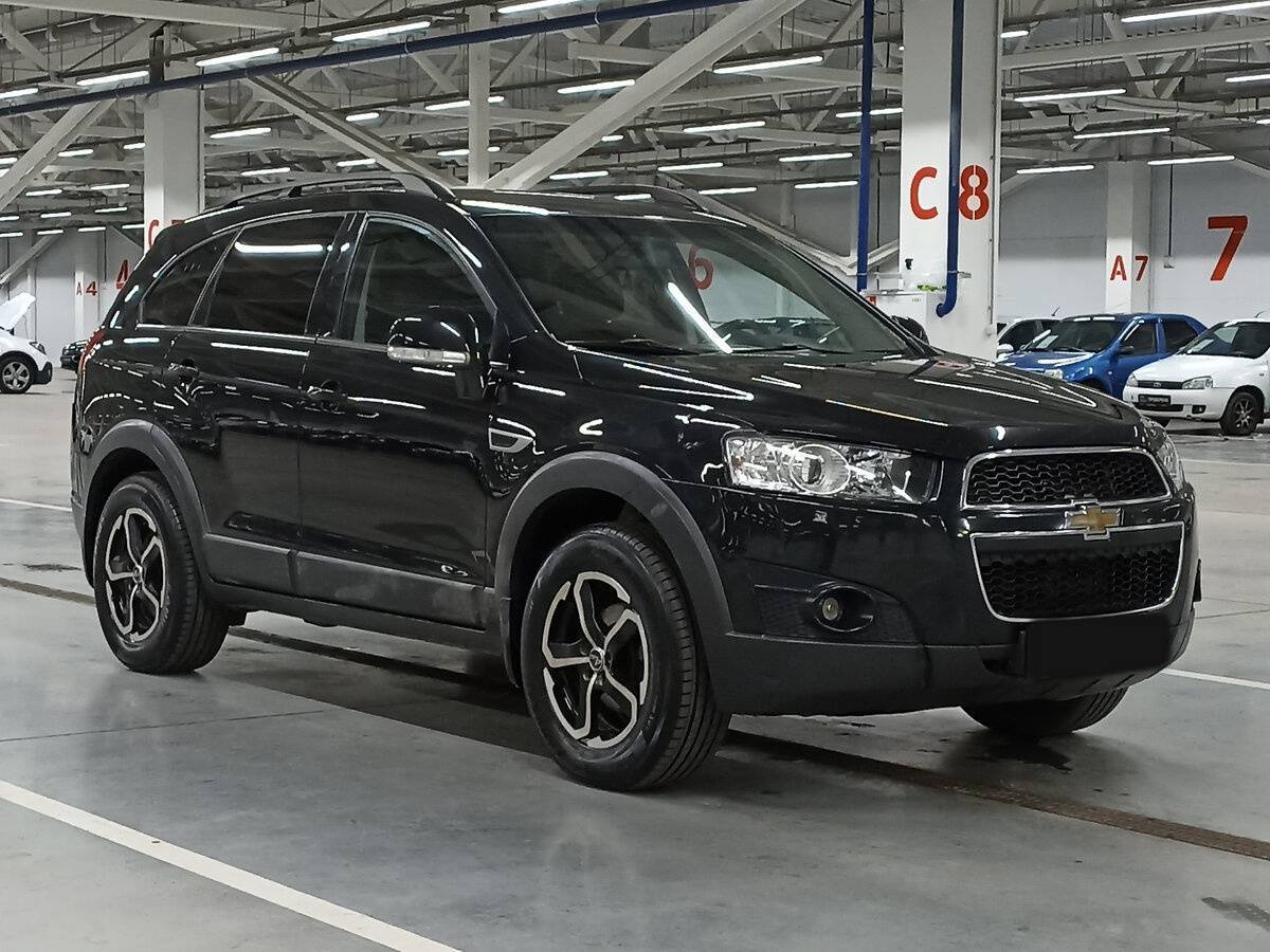 Купить Chevrolet Captiva с пробегом. Фото: #2