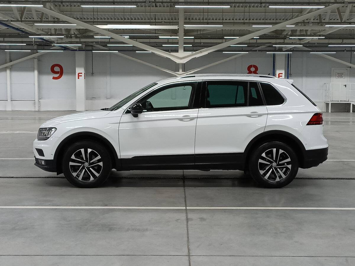 Купить Volkswagen Tiguan с пробегом. Фото: #7