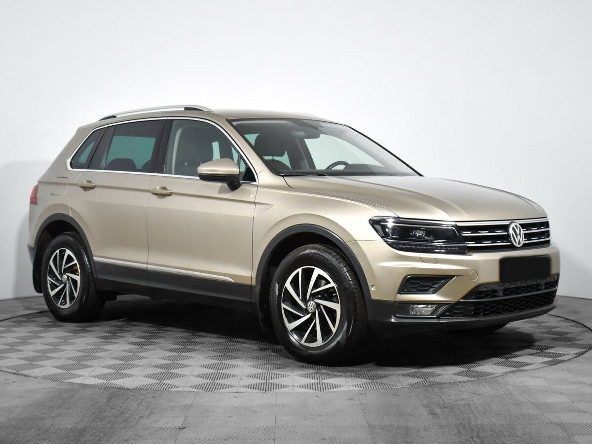 Купить Volkswagen Tiguan с пробегом. Фото: #2