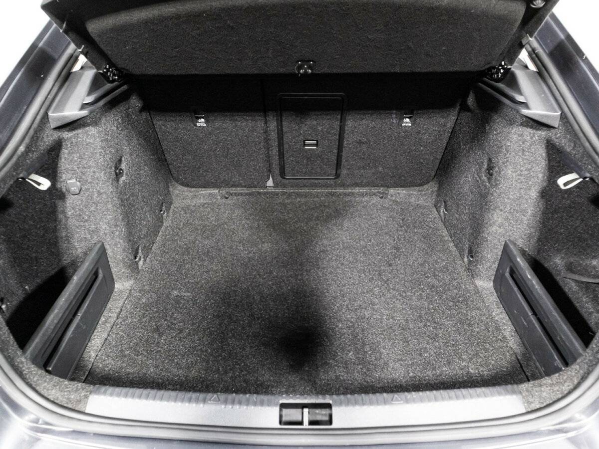 Купить Skoda Octavia с пробегом. Фото: #18