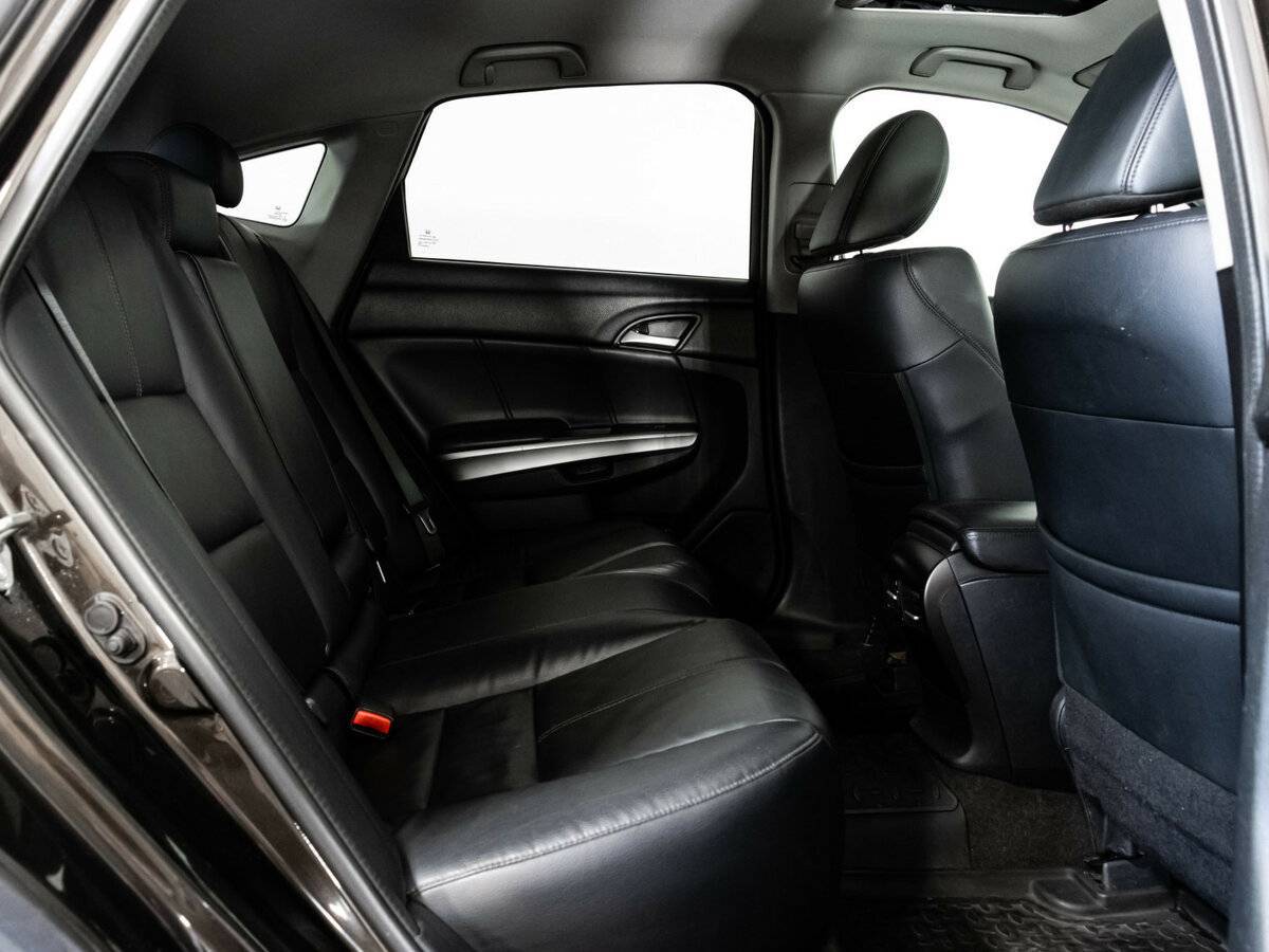 Купить Honda Crosstour с пробегом. Фото: #19