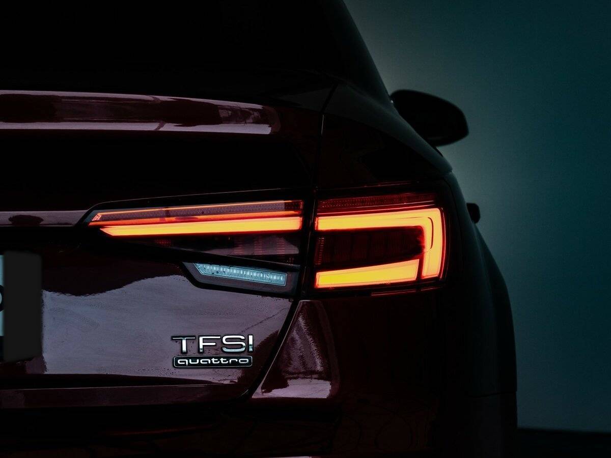 Купить Audi A4 с пробегом. Фото: #9