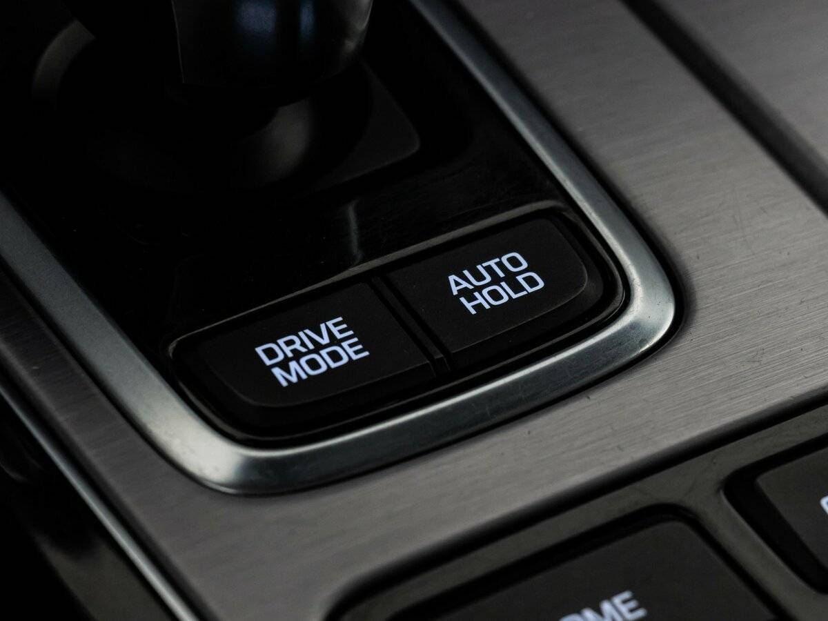 Купить Hyundai Equus с пробегом. Фото: #15