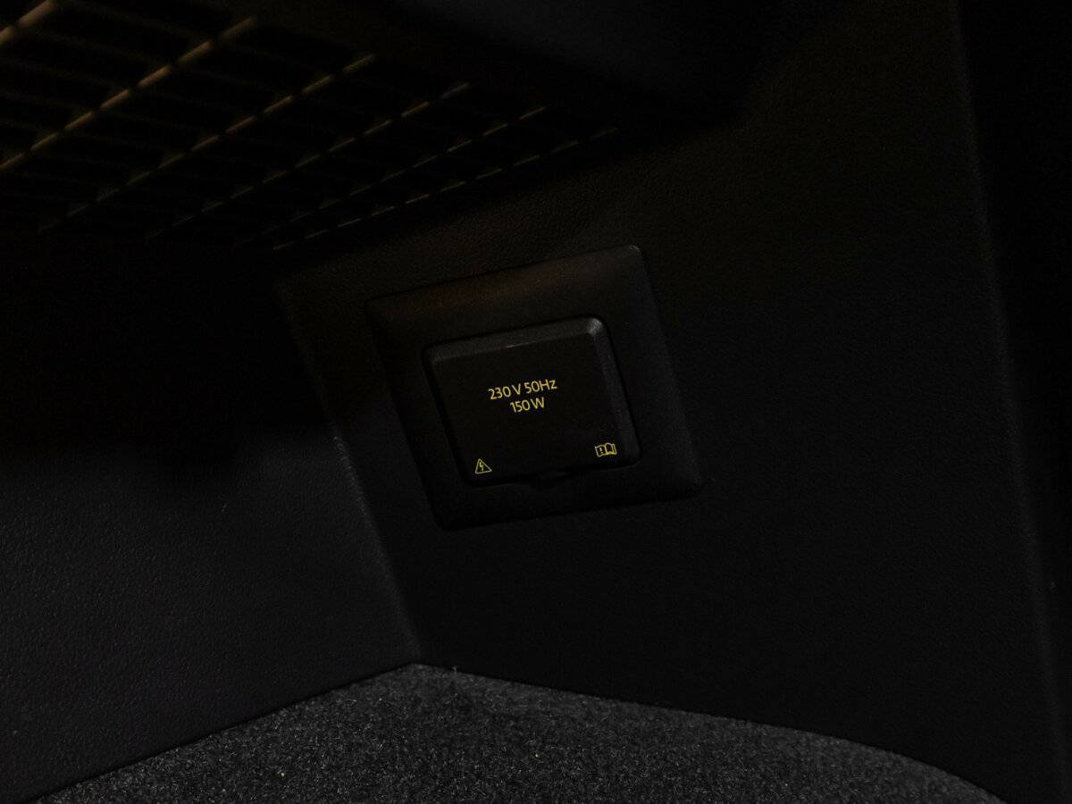 Купить Volkswagen Tiguan с пробегом. Фото: #16