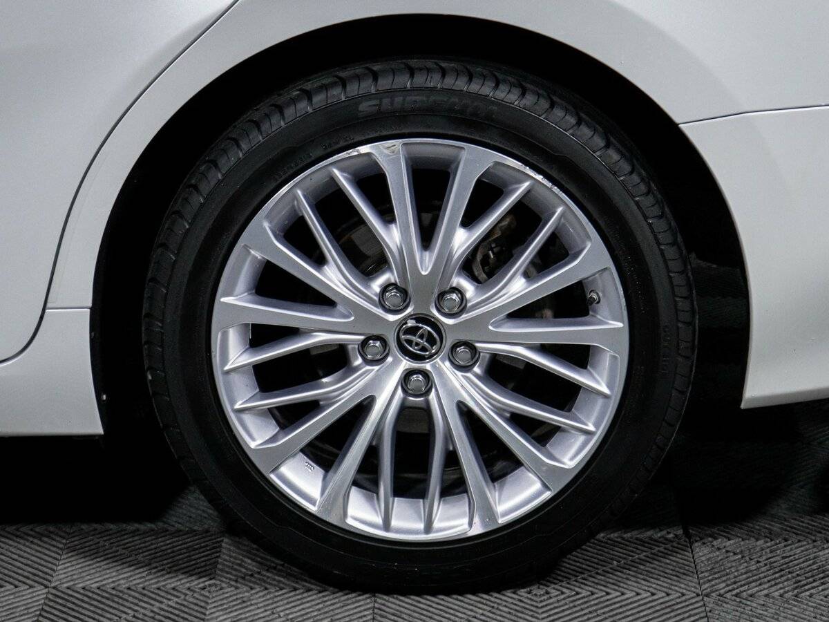 Купить Toyota Camry с пробегом. Фото: #14