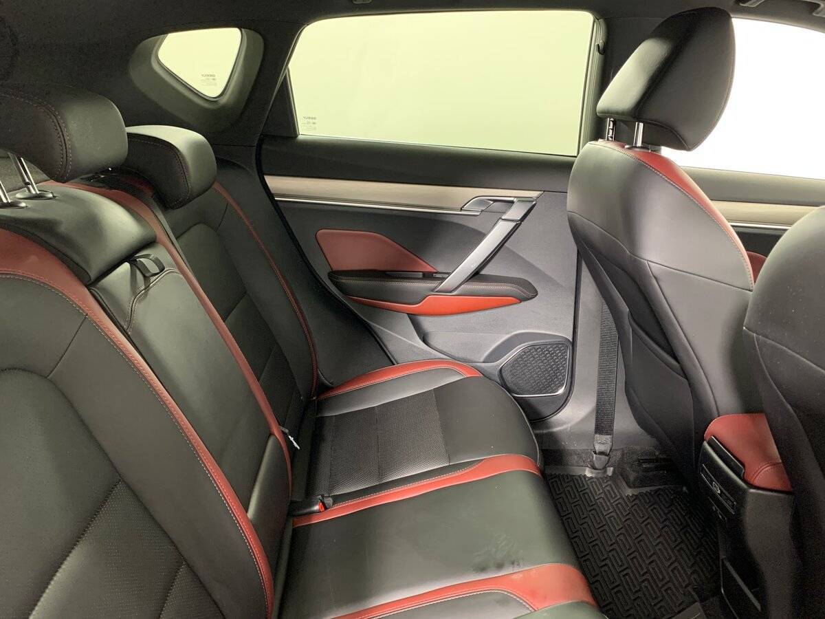 Купить Geely Coolray с пробегом. Фото: #16