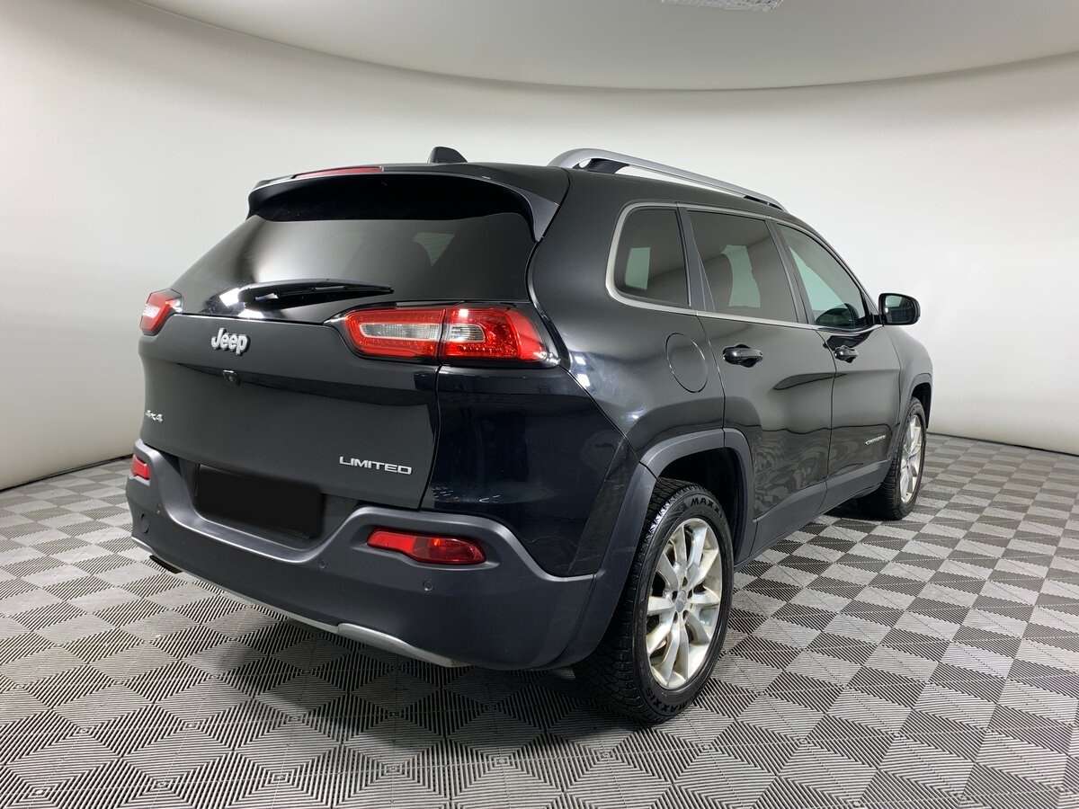 Купить Jeep Cherokee с пробегом. Фото: #4