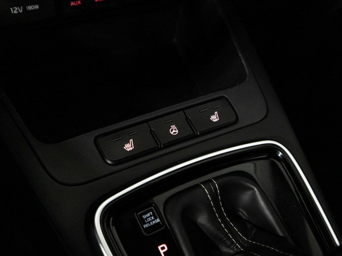 Купить Kia Rio с пробегом. Фото: #17