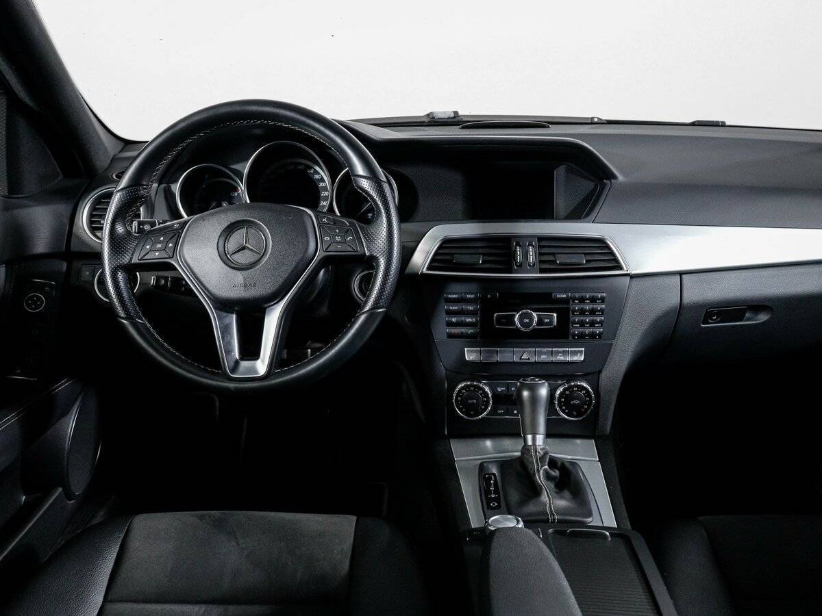 Купить Mercedes-Benz C-Класс с пробегом. Фото: #11