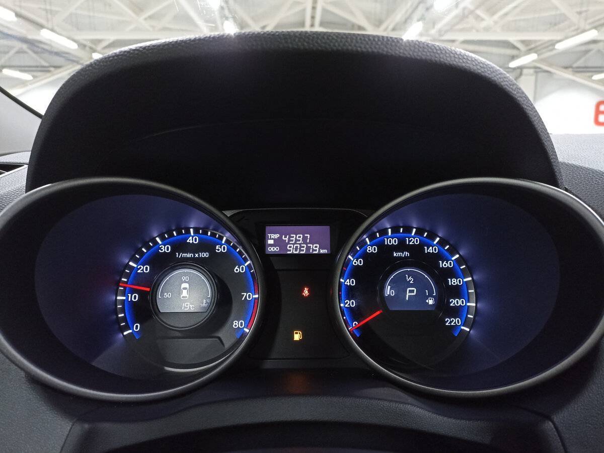 Купить Hyundai ix35 с пробегом. Фото: #12