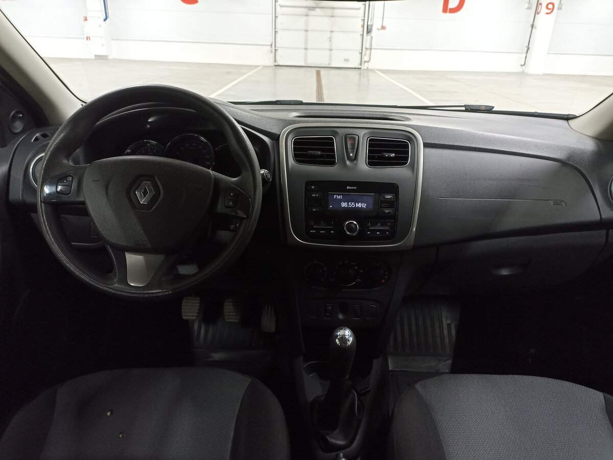 Купить Renault Sandero с пробегом. Фото: #13