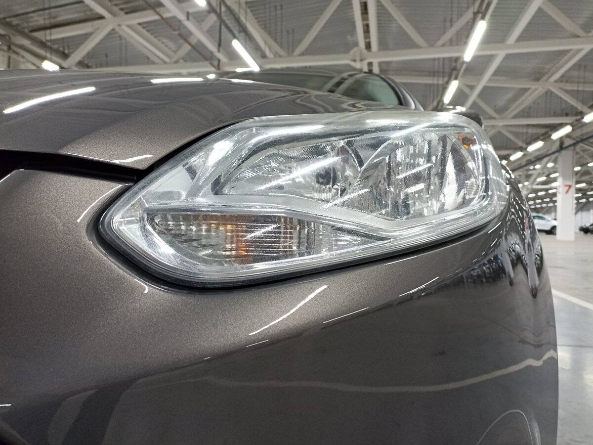 Купить Ford Focus с пробегом. Фото: #16