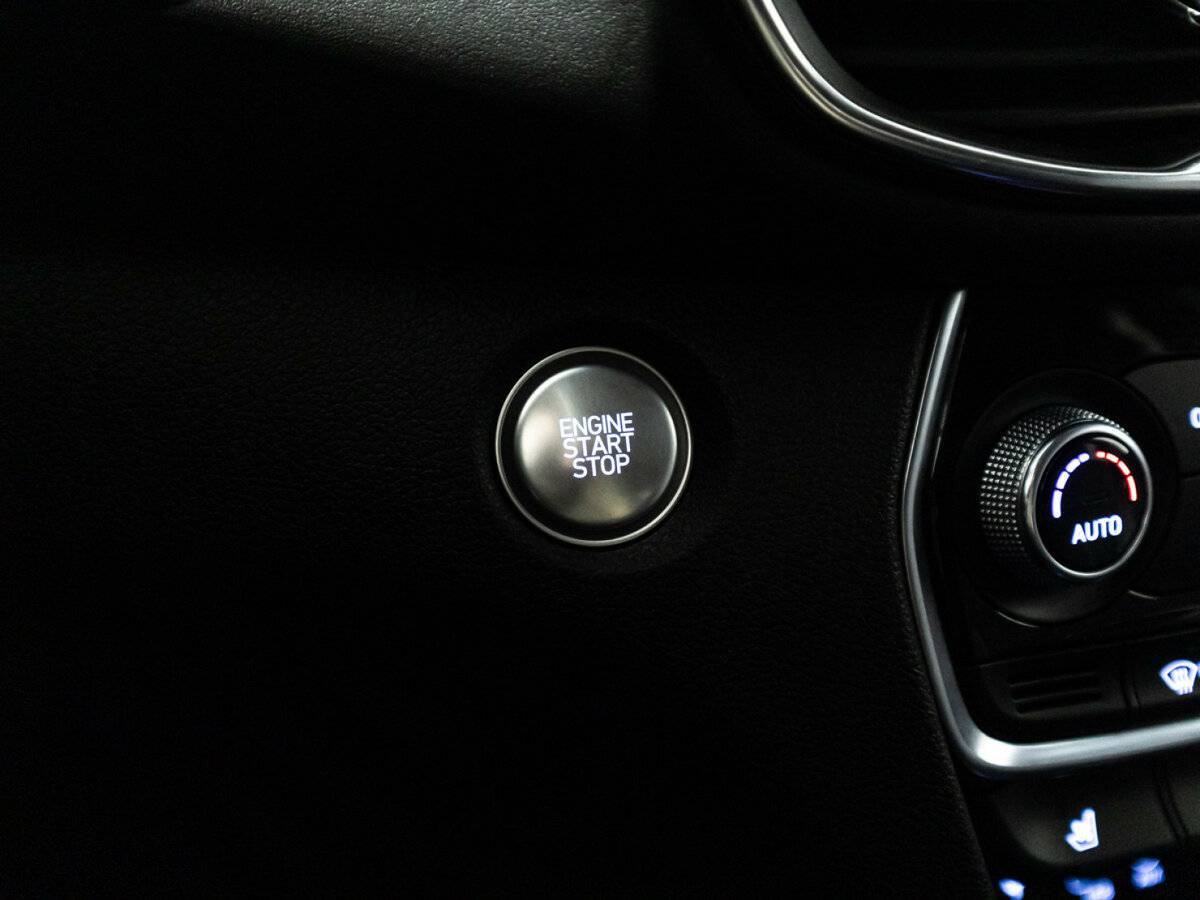 Купить Hyundai Santa Fe с пробегом. Фото: #22