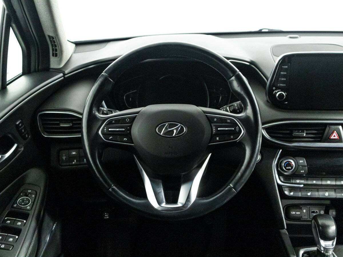 Купить Hyundai Santa Fe с пробегом. Фото: #23