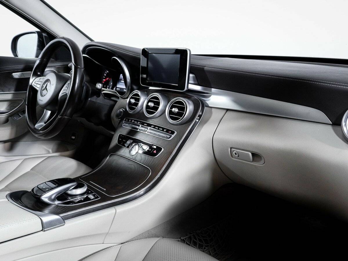 Купить Mercedes-Benz C-Класс с пробегом. Фото: #8