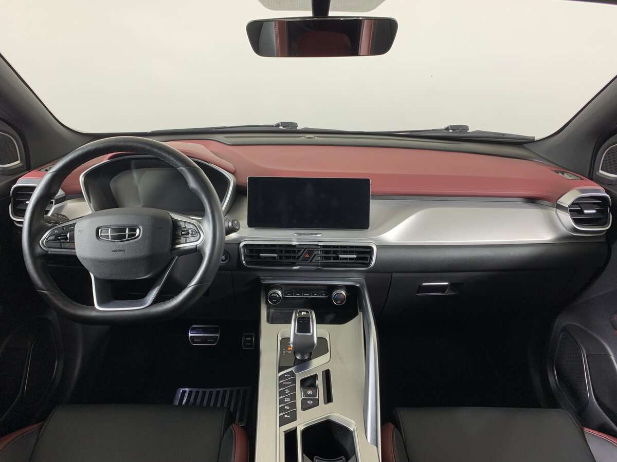 Купить Geely Coolray с пробегом. Фото: #11