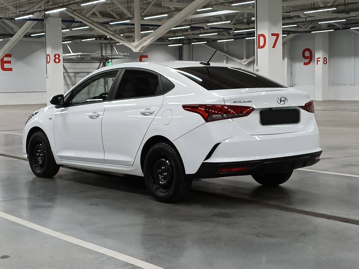 Купить Hyundai Solaris с пробегом. Фото: #6