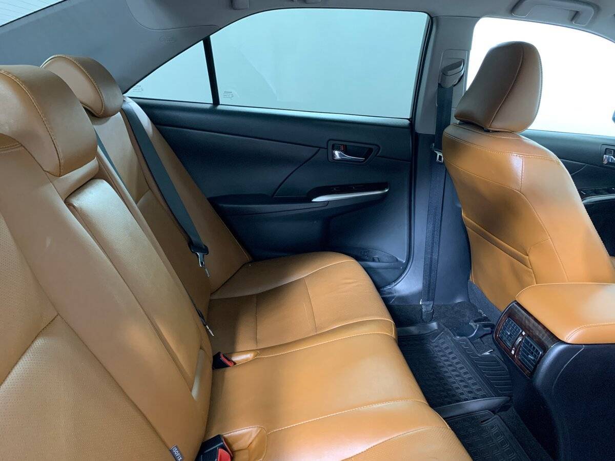 Купить Toyota Camry с пробегом. Фото: #16