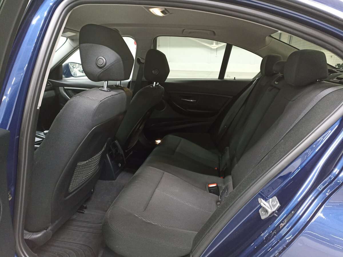 Купить BMW 3 серии с пробегом. Фото: #11