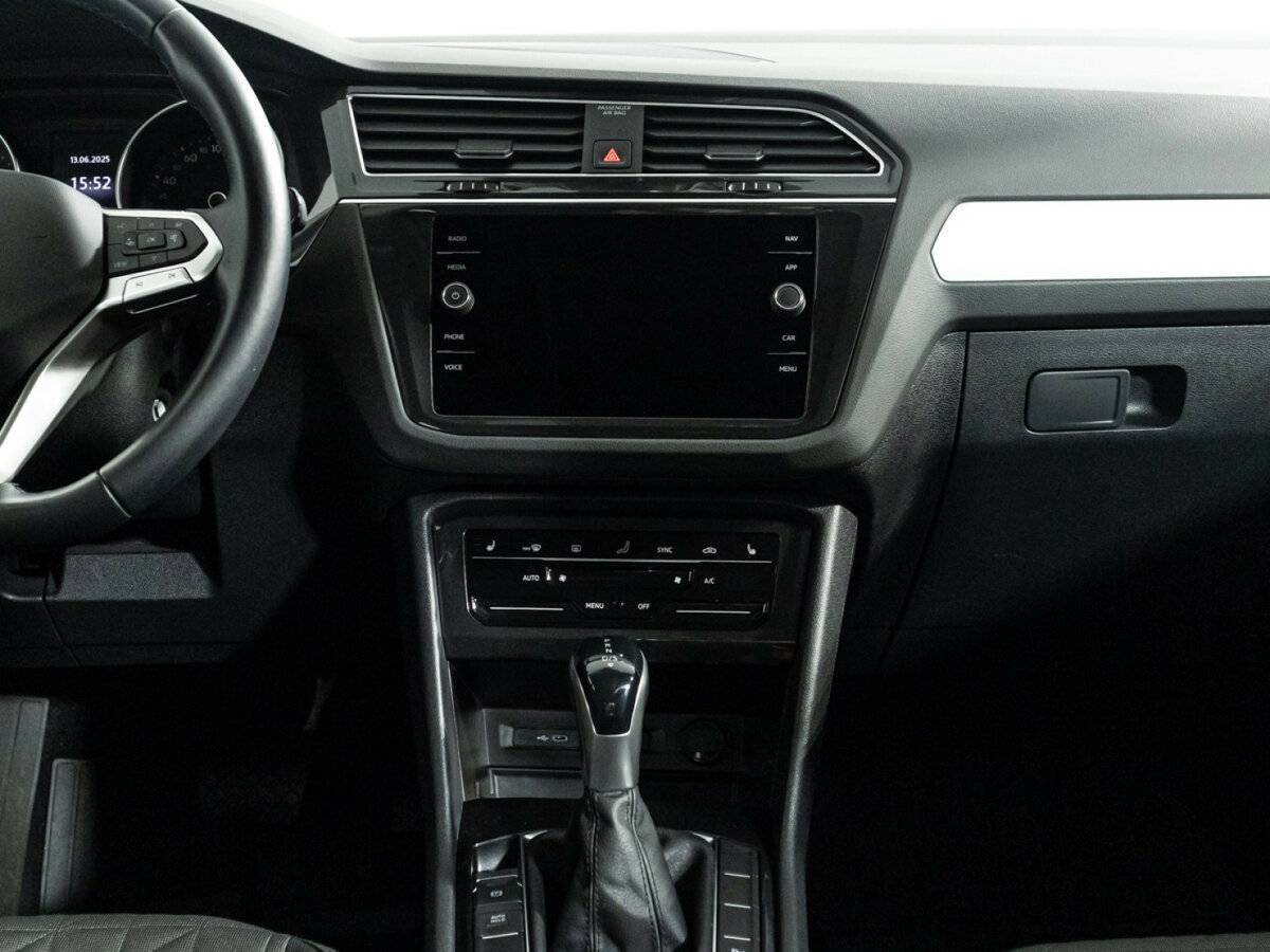 Купить Volkswagen Tiguan с пробегом. Фото: #13