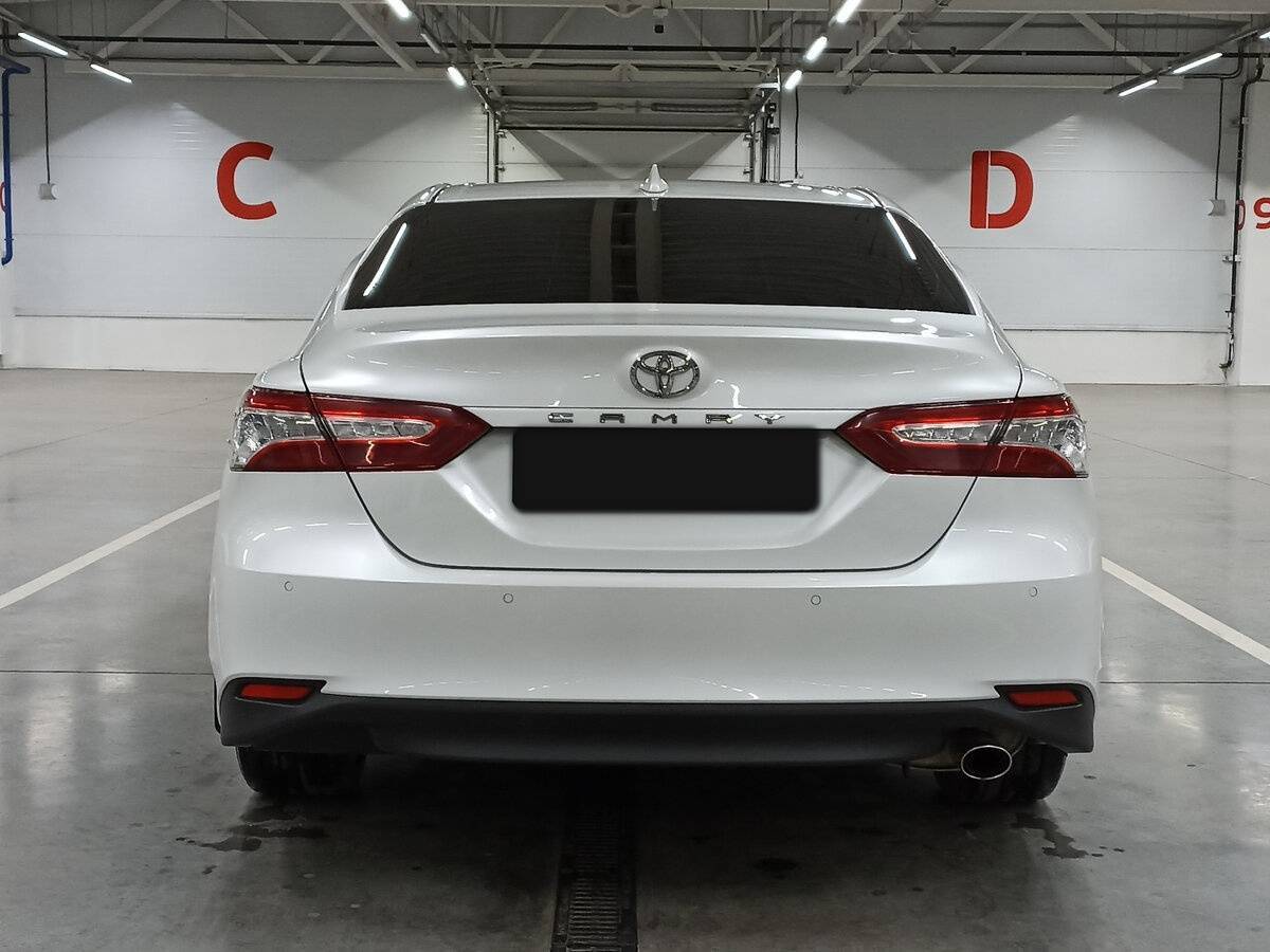 Купить Toyota Camry с пробегом. Фото: #5