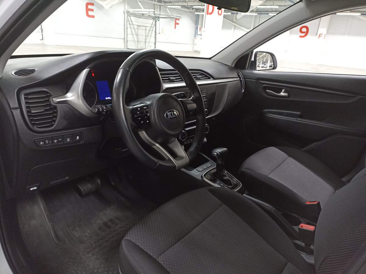 Купить Kia Rio с пробегом. Фото: #15