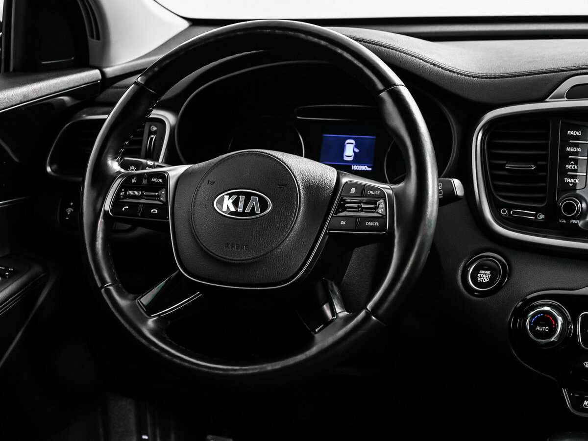 Купить Kia Sorento с пробегом. Фото: #11